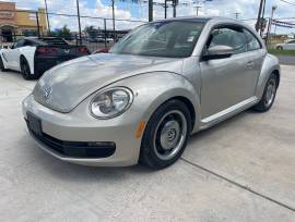 2013 VOLKSWAGEN BEETLE