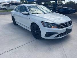 2017 VOLSKWAGEN PASSAT R LINE