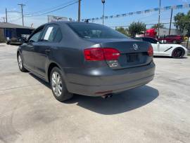 2011 VOLKSWAGEN JETTA