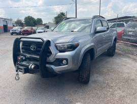 2017 4x4 TOYOTA TACOMA